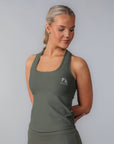 Sannie Ribbed Tank Top i grönt – ribbat träningslinne med hög komfort
