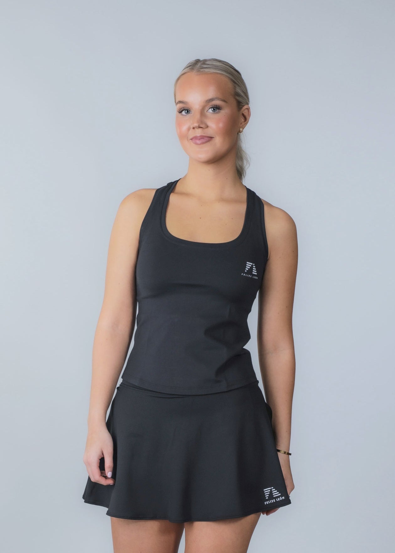 SOLO Tank Top - Sort