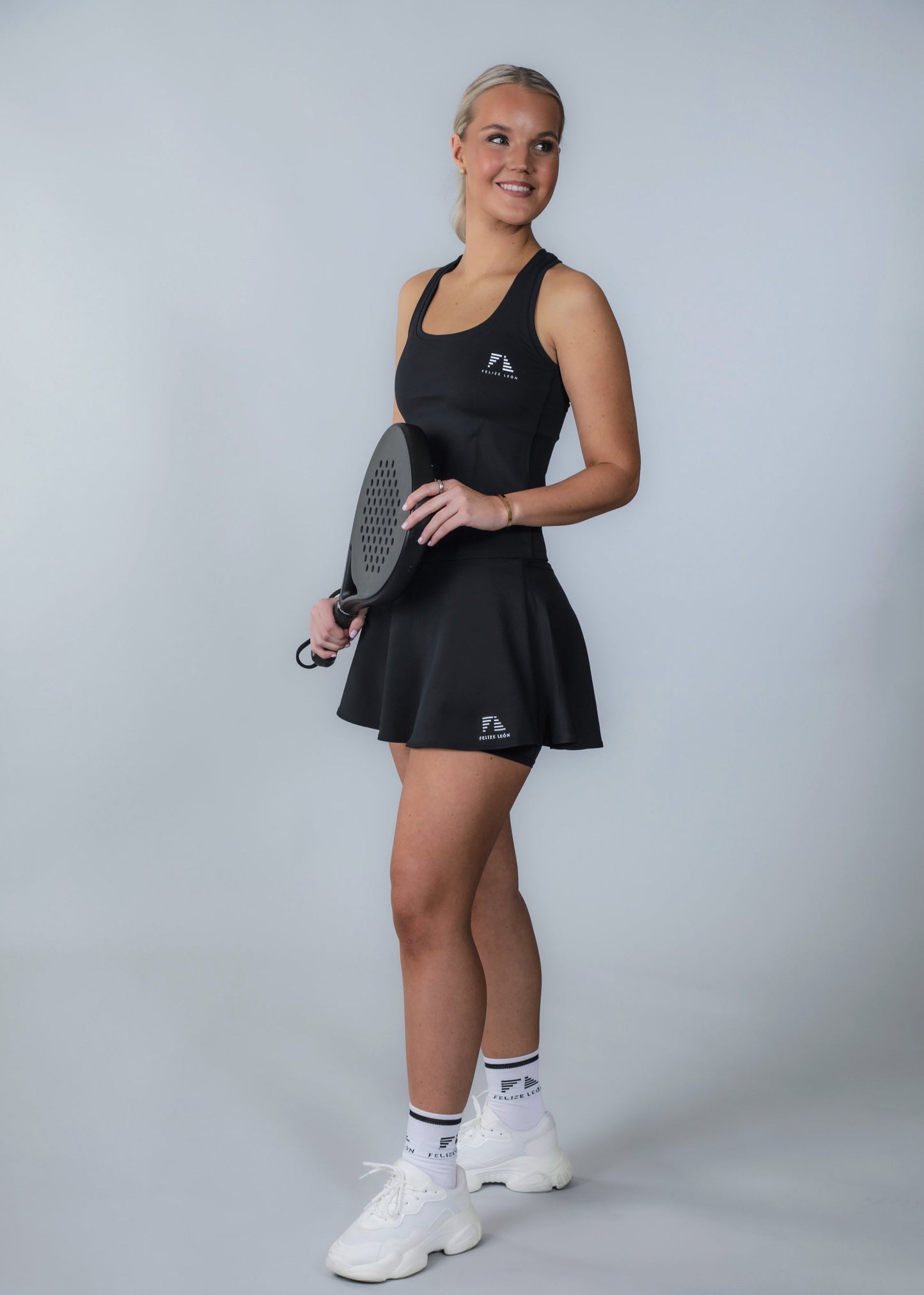 SOLO Tank Top - Sort