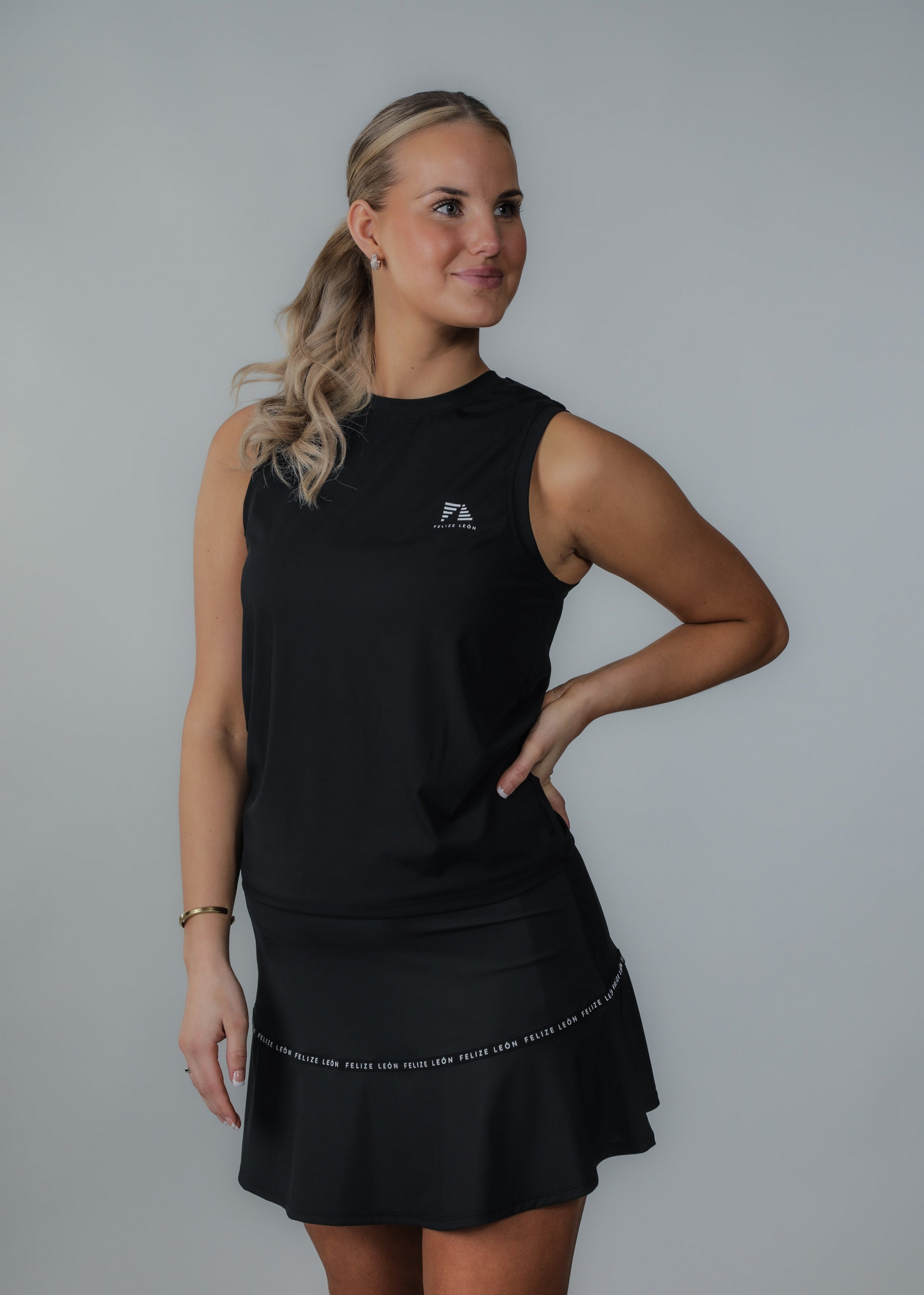 CLEO Performance Tank Top - Black