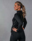 Ella Half Zip från sidan – funktionell tröja för padel och tennis