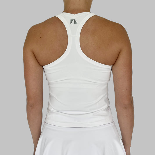Bakifrån bild av Solo Tank Top i vitt, med fokus på den smickrande ryggdesignen som ger stöd under alla dina rörelser.