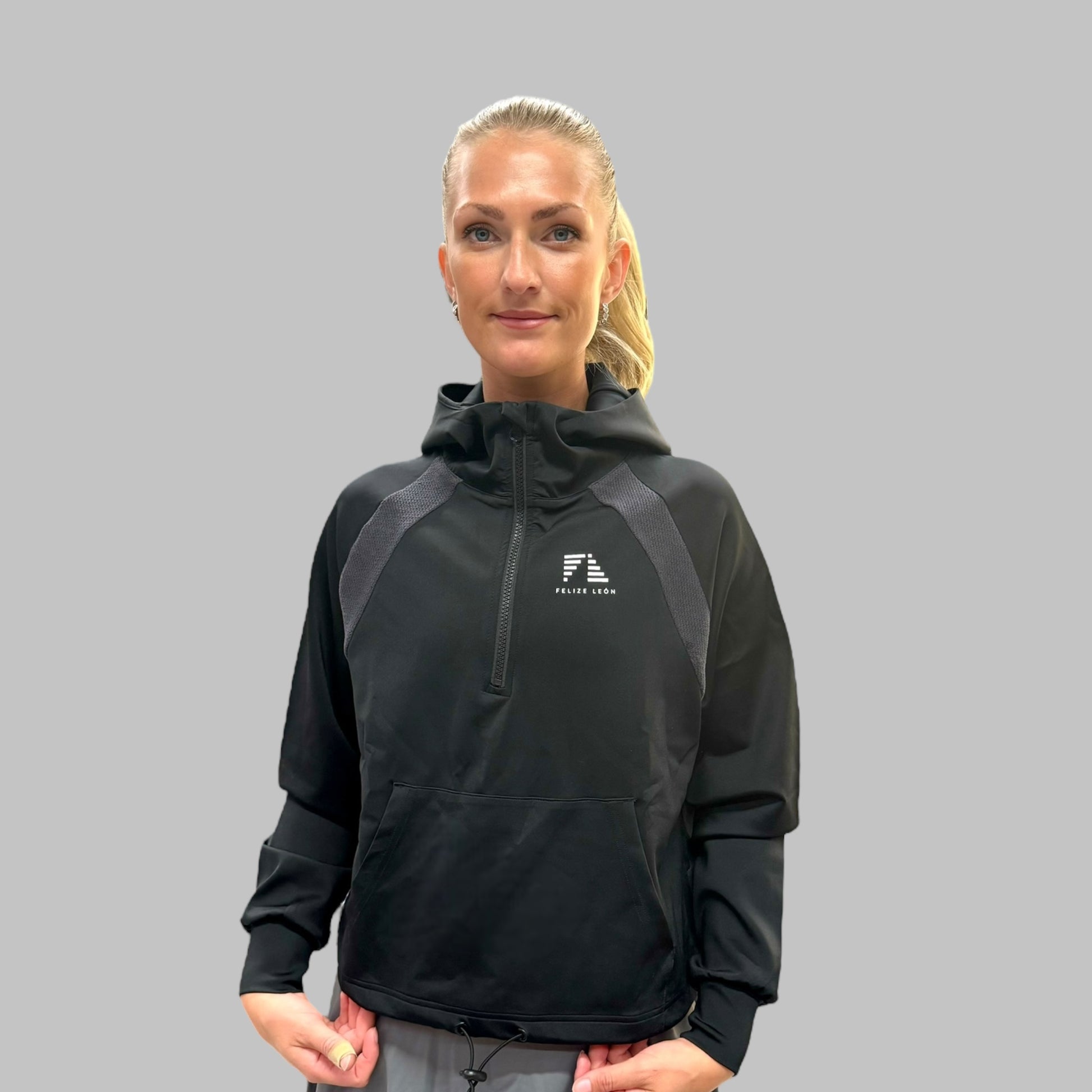 Felize León hoodie framsida, svart