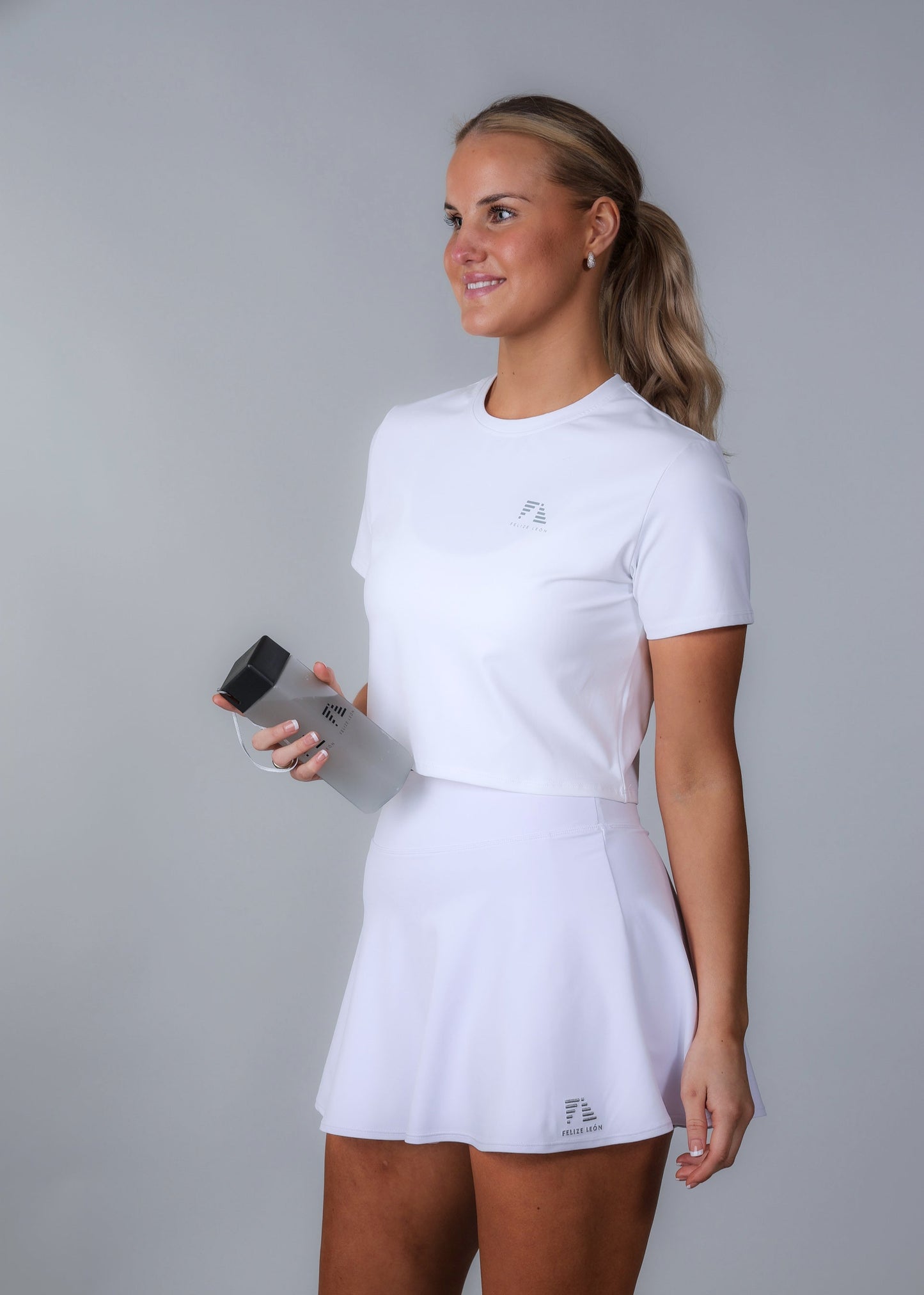 ZARA Classic Cropped T-shirt - White